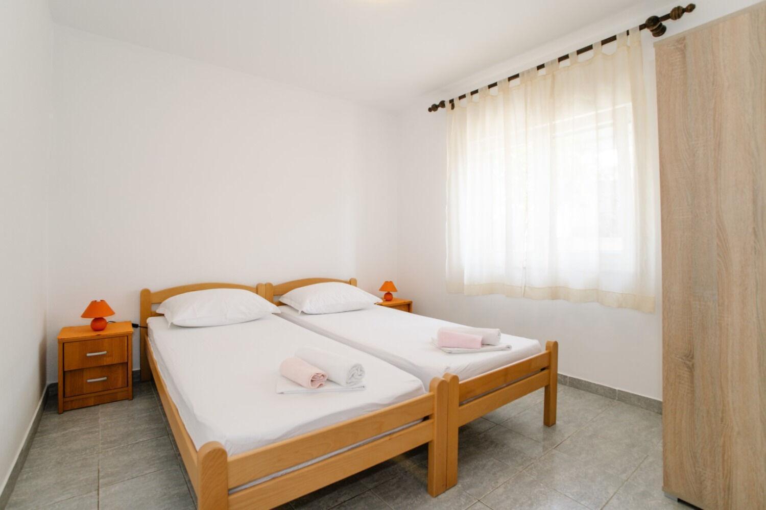 Apartments Petri - Close To The Sea Tisno Buitenkant foto