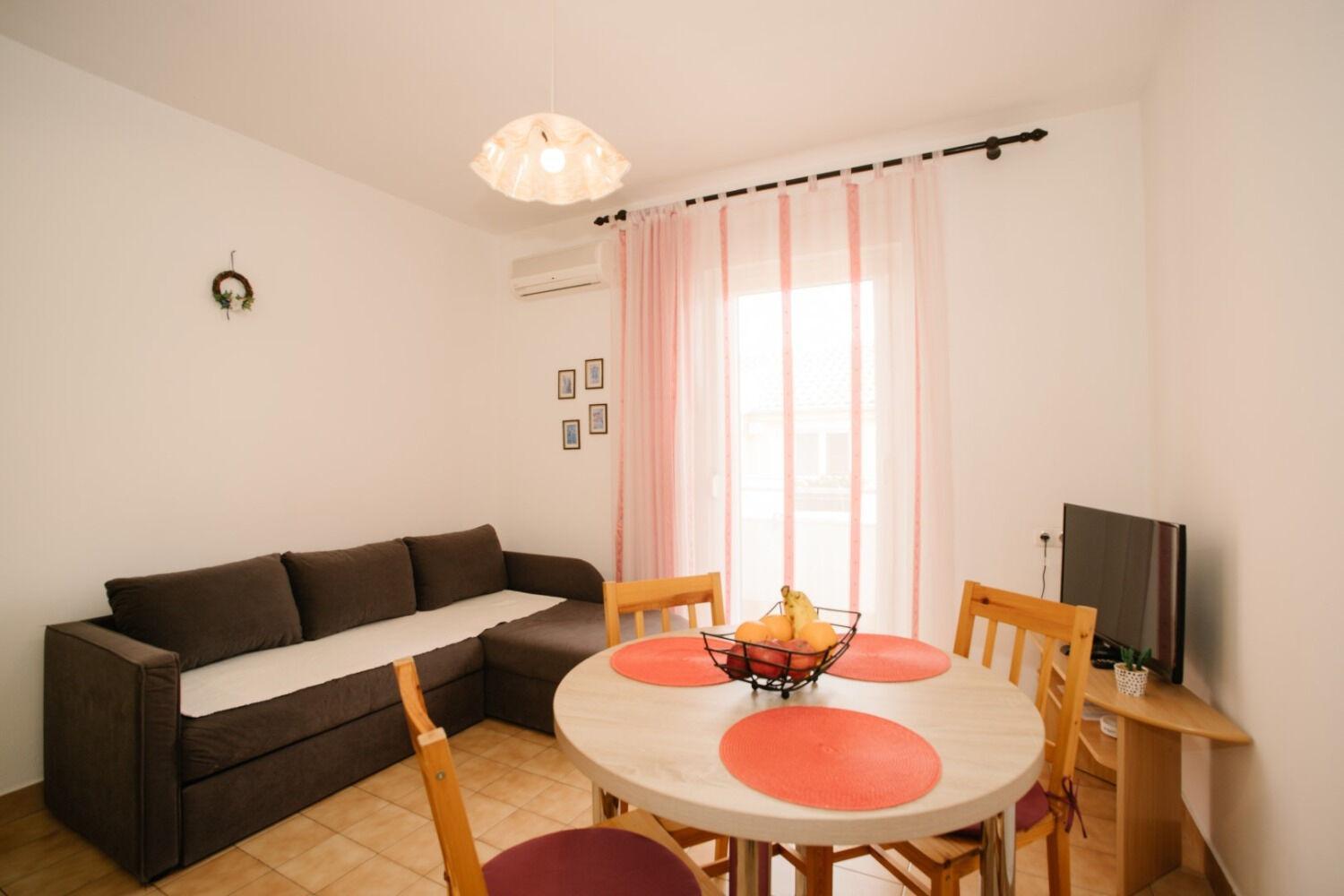 Apartments Petri - Close To The Sea Tisno Buitenkant foto